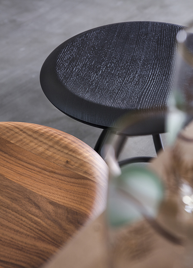 jobschairs-bonzo-stool-01