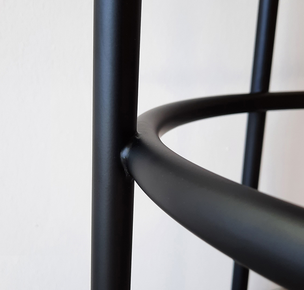bar counter stool leg detail- jobs design made in italy
